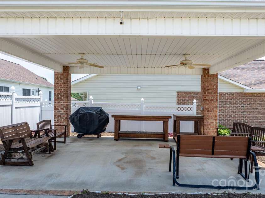 1206 Wexford Village Circle, Lenoir, NC 28645.  MLS# CAR4272221, YatesRealty ID 30124. 