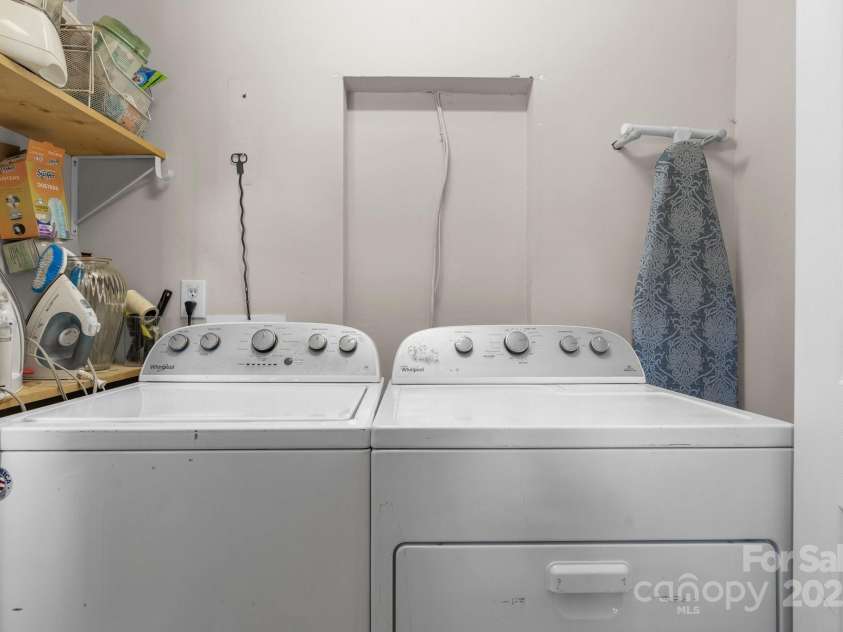 1206 Wexford Village Circle, Lenoir, NC 28645.  MLS# CAR4272221, YatesRealty ID 30124. 