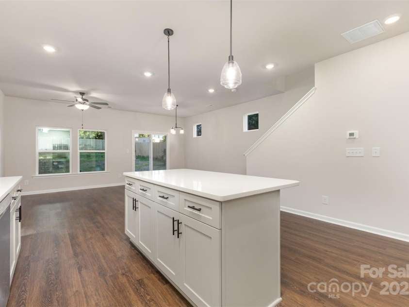 3727 Davis Avenue, Charlotte, NC 28208.  MLS# CAR4307974, YatesRealty ID 30127. 