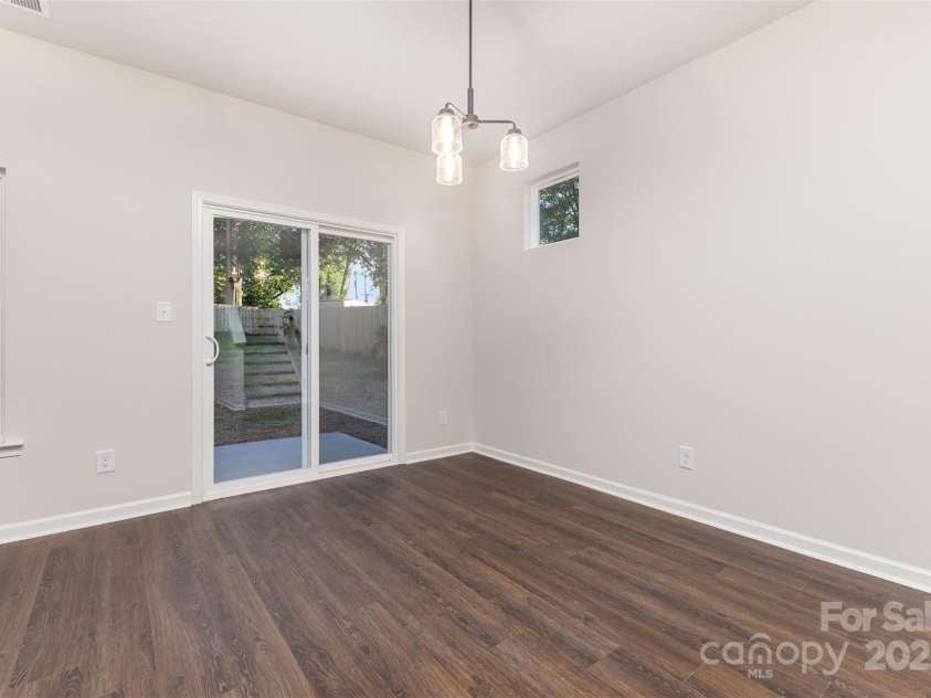 3727 Davis Avenue, Charlotte, NC 28208.  MLS# CAR4307974, YatesRealty ID 30127. 