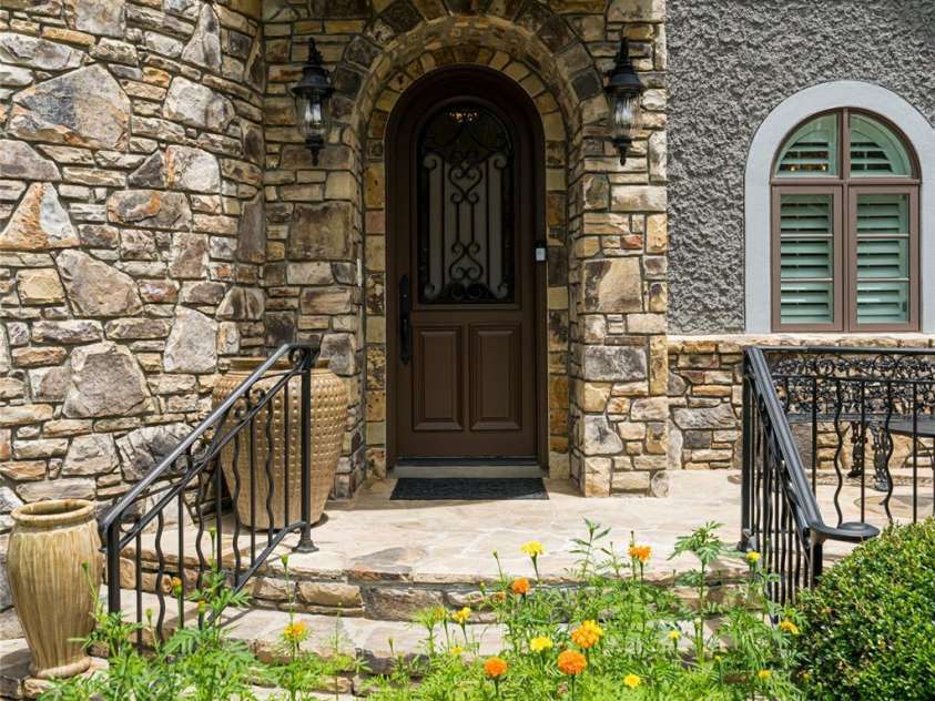 1006 Coves Pheasant Court, Biltmore Lake, NC 28715.  MLS# CAR4286227, YatesRealty ID 30128. 