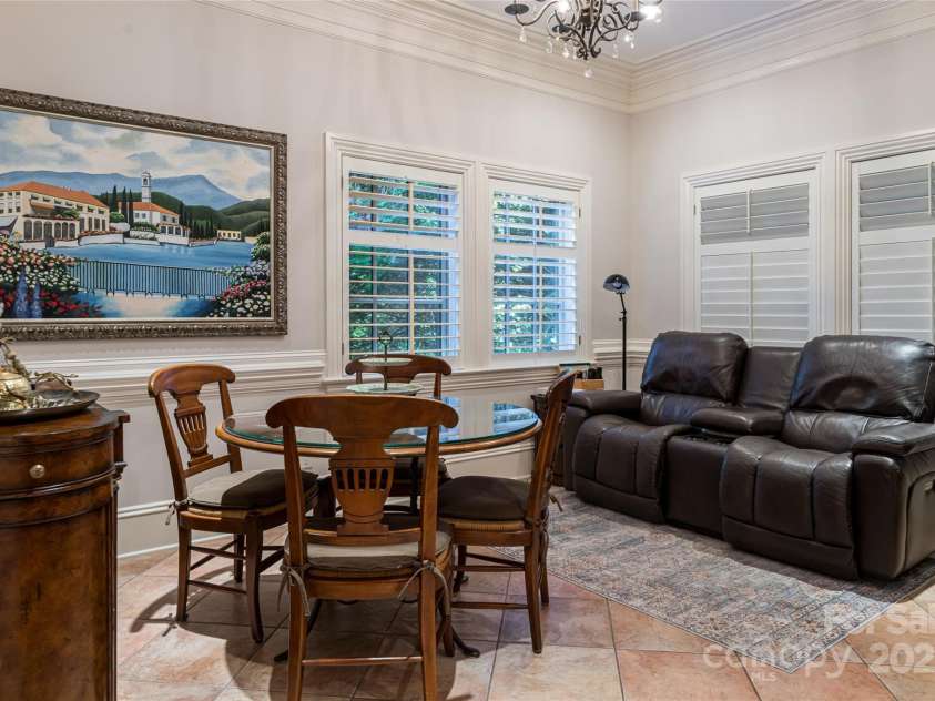 1006 Coves Pheasant Court, Biltmore Lake, NC 28715.  MLS# CAR4286227, YatesRealty ID 30128. 