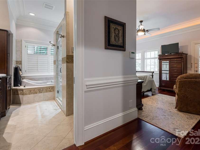 1006 Coves Pheasant Court, Biltmore Lake, NC 28715.  MLS# CAR4286227, YatesRealty ID 30128. 