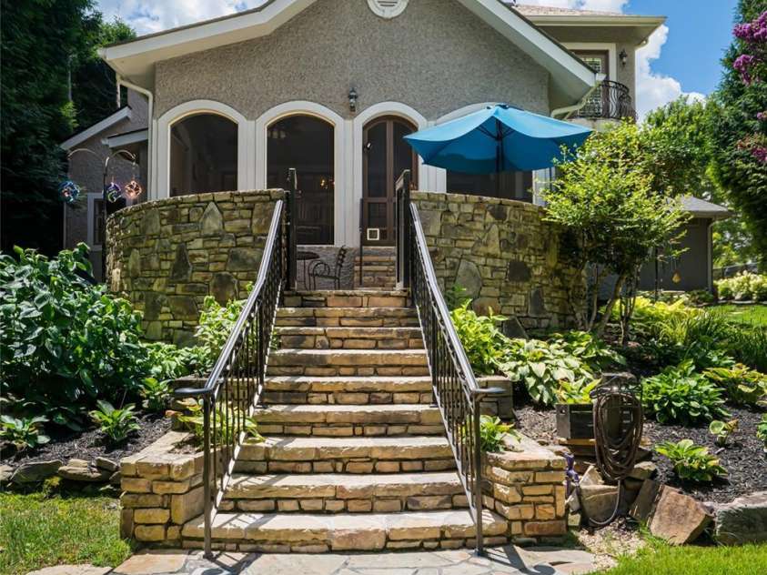 1006 Coves Pheasant Court, Biltmore Lake, NC 28715.  MLS# CAR4286227, YatesRealty ID 30128. 