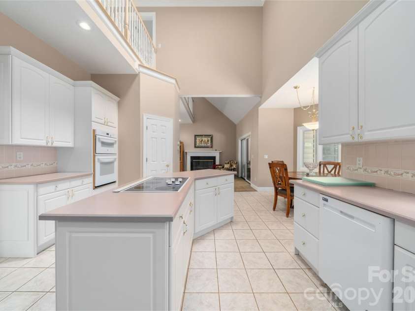 136 Rumbling Bald Road, Lake Lure, NC 28746.  MLS# CAR4393328, YatesRealty ID 30129. Kitchen island