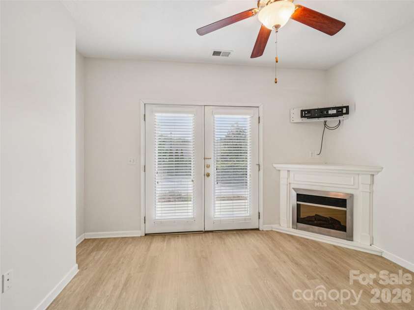 9 Northbrook Place, Asheville, NC 28804.  MLS# CAR4341315, YatesRealty ID 3013. 