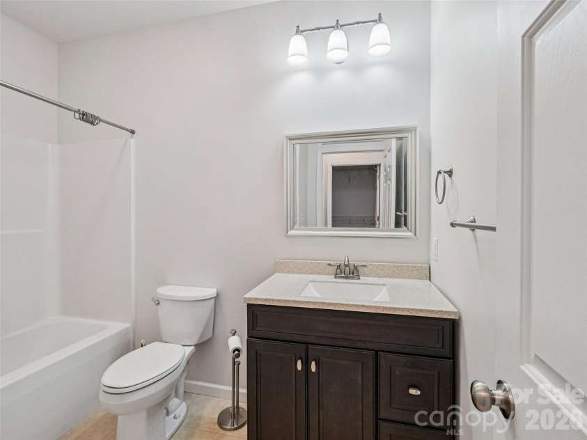 9 Northbrook Place, Asheville, NC 28804.  MLS# CAR4341315, YatesRealty ID 3013. 