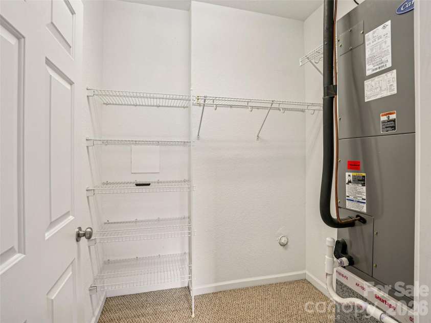 9 Northbrook Place, Asheville, NC 28804.  MLS# CAR4341315, YatesRealty ID 3013. 