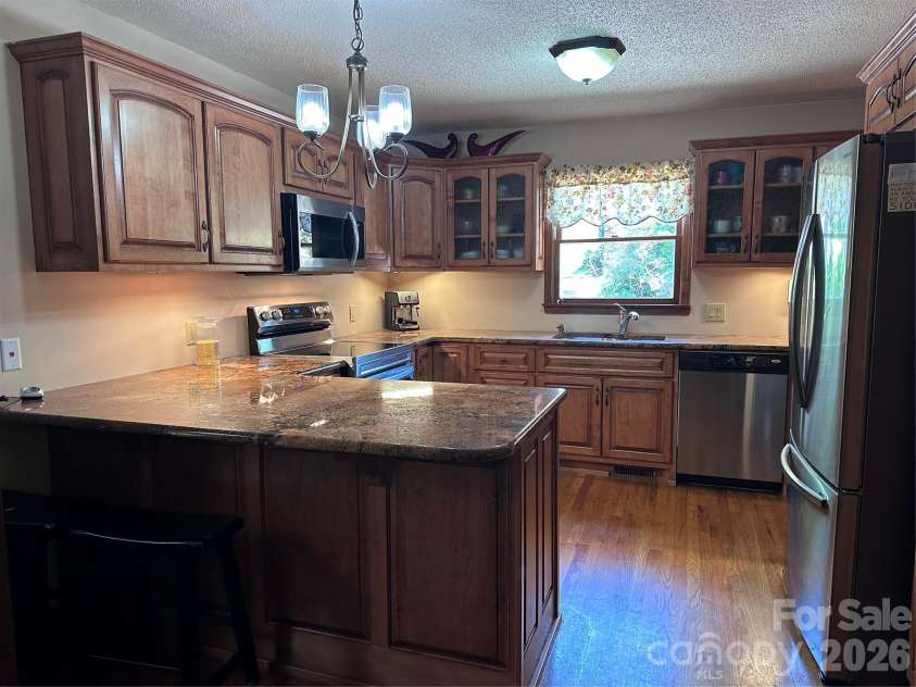 523 Boxwood Street, Hudson, NC 38638.  MLS# CAR4387820, YatesRealty ID 30130. 