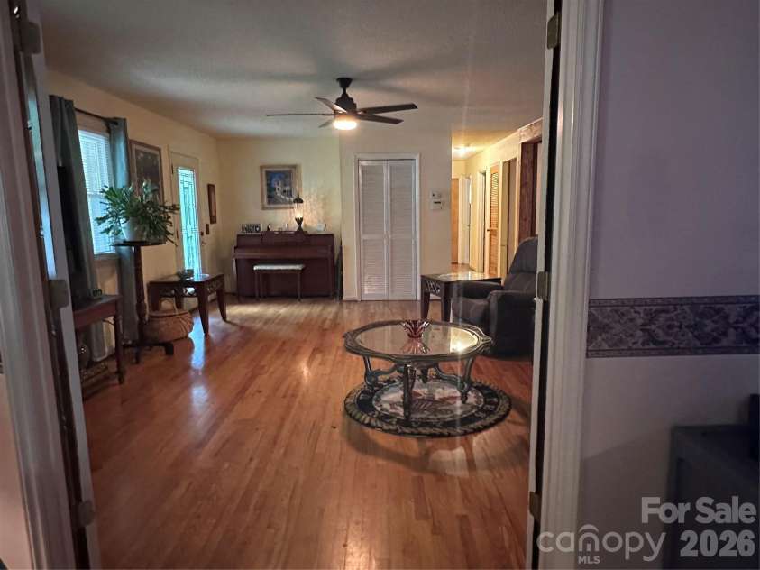 523 Boxwood Street, Hudson, NC 38638.  MLS# CAR4387820, YatesRealty ID 30130. 