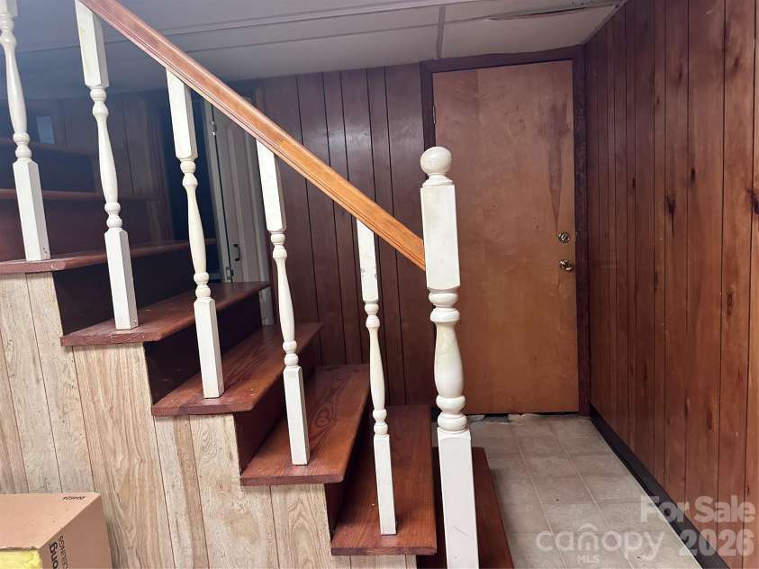 523 Boxwood Street, Hudson, NC 38638.  MLS# CAR4387820, YatesRealty ID 30130. 