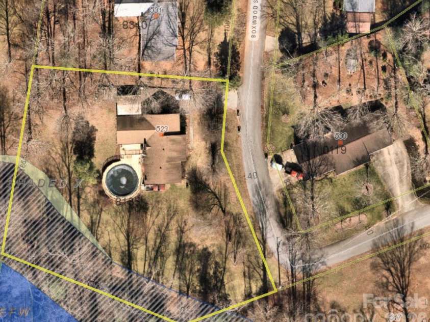 523 Boxwood Street, Hudson, NC 38638.  MLS# CAR4387820, YatesRealty ID 30130. 