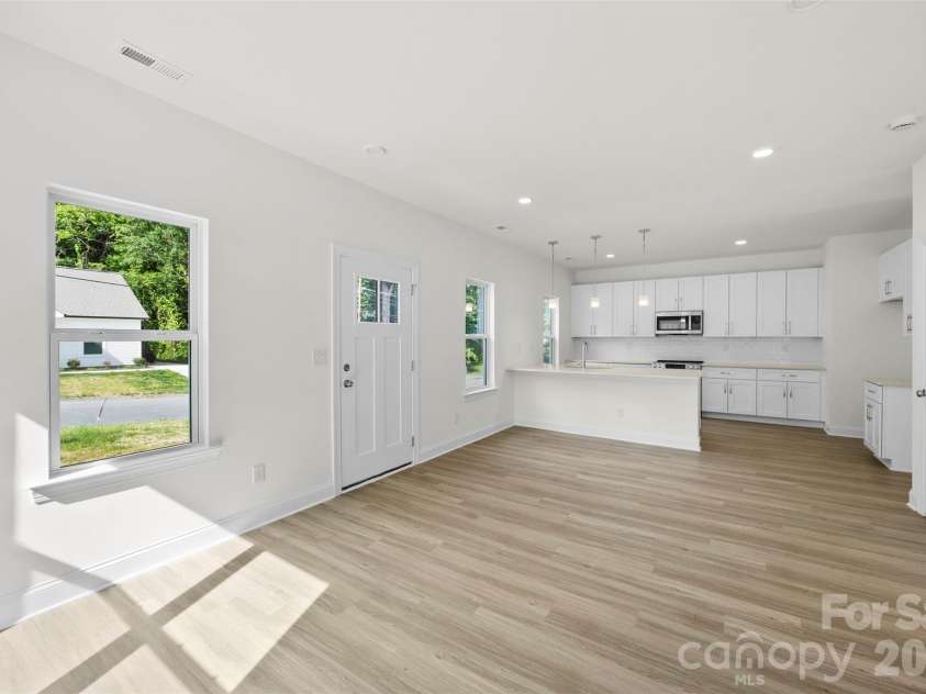 1417 Austin Street, Gastonia, NC 28052.  MLS# CAR4387145, YatesRealty ID 30131. 