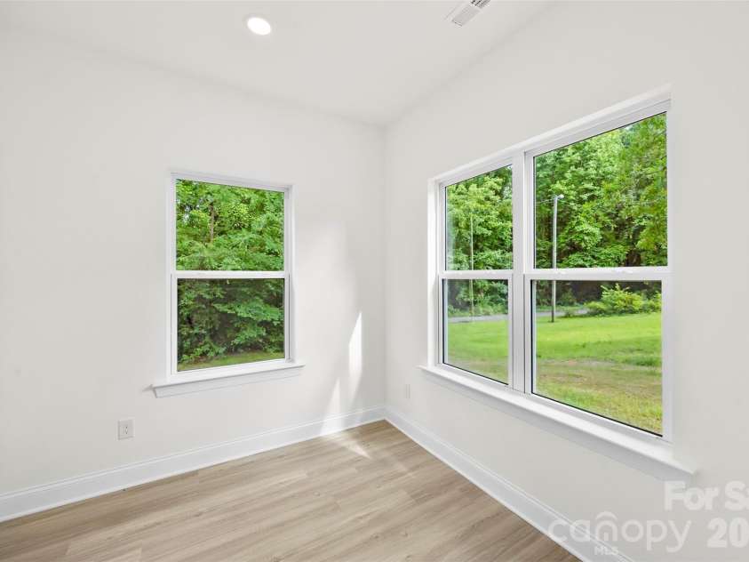 1417 Austin Street, Gastonia, NC 28052.  MLS# CAR4387145, YatesRealty ID 30131. 