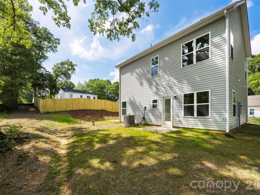 1417 Austin Street, Gastonia, NC 28052.  MLS# CAR4387145, YatesRealty ID 30131. 