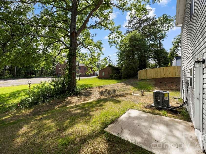1417 Austin Street, Gastonia, NC 28052.  MLS# CAR4387145, YatesRealty ID 30131. 