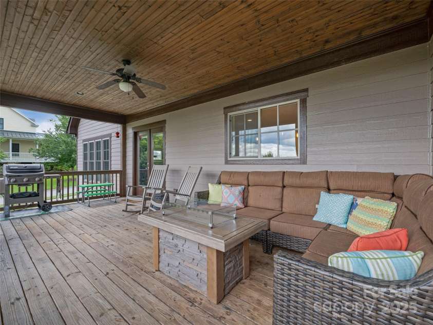 119 Birchbark Drive, Mills River, NC 28759.  MLS# CAR4279524, YatesRealty ID 30132. 