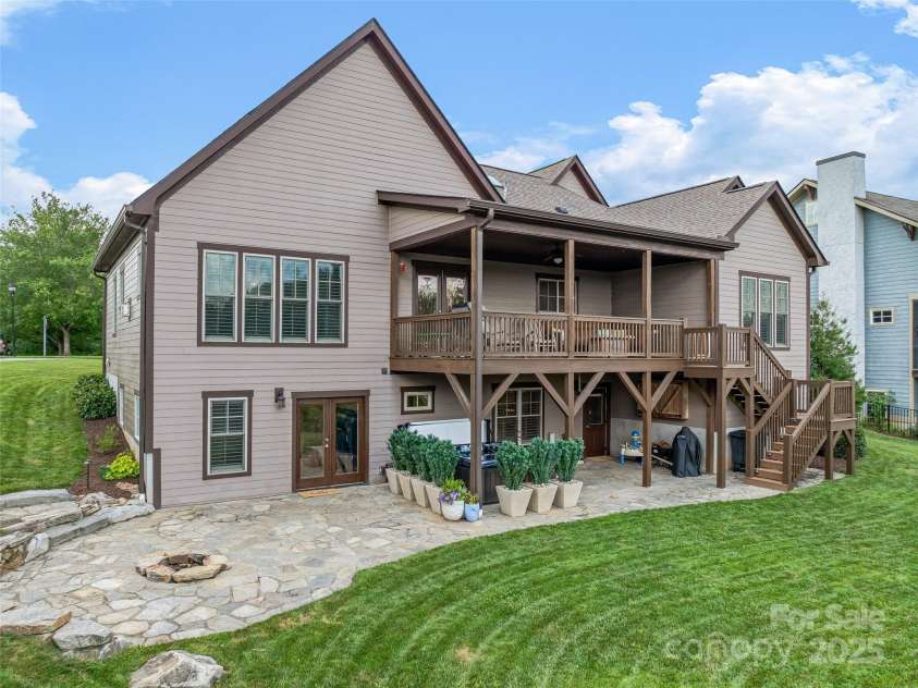 119 Birchbark Drive, Mills River, NC 28759.  MLS# CAR4279524, YatesRealty ID 30132. 