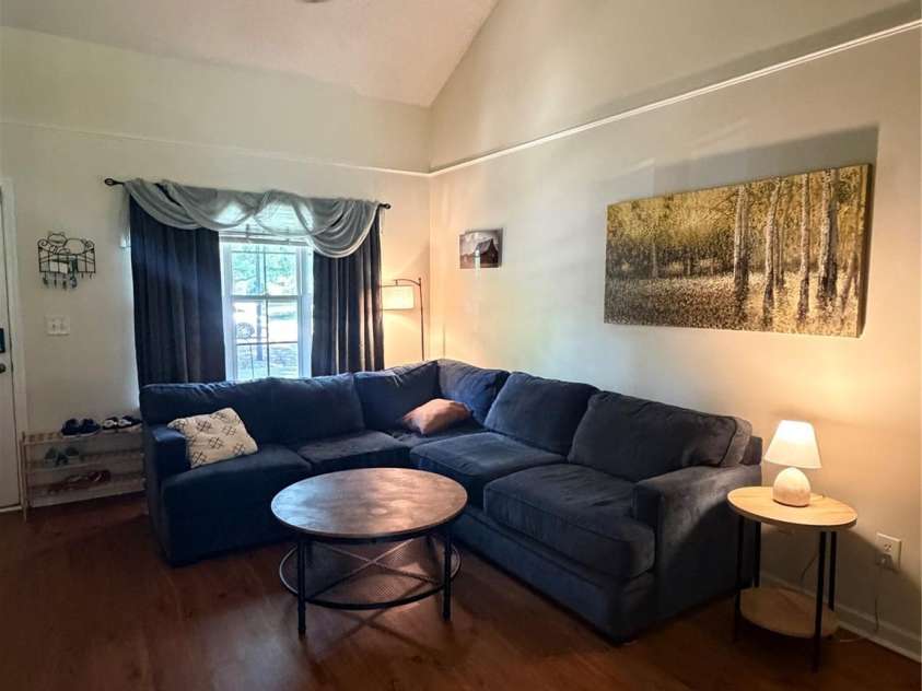 2850 Mayer House Court, Charlotte, NC 28214.  MLS# CAR4392929, YatesRealty ID 30132. 