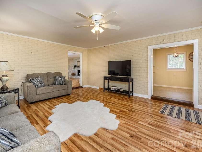 112 Persimmon Circle, Statesville, NC 28625.  MLS# CAR4381018, YatesRealty ID 30133. Large den