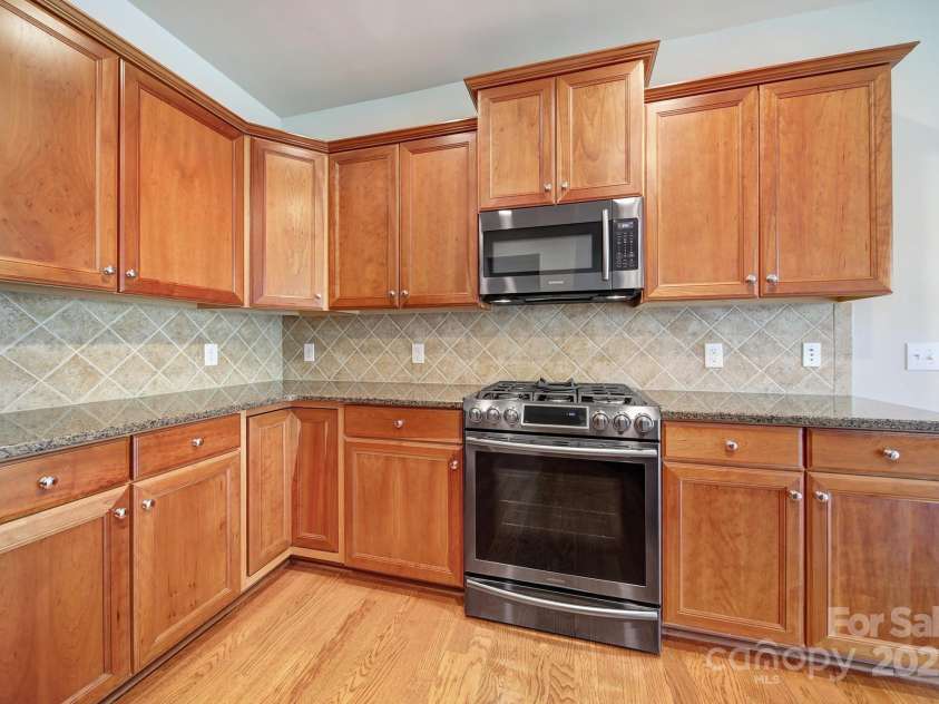 27014 Sanderling Court, Fort Mill, SC 29707.  MLS# CAR4280398, YatesRealty ID 30133. 