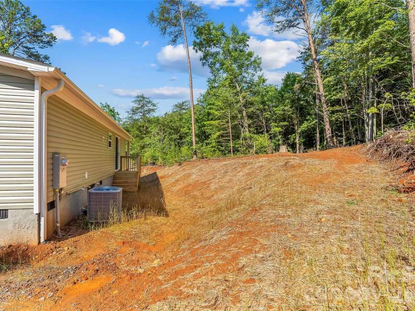 257 Brookwood Drive, Marion, NC 28752.  MLS# CAR4391967, YatesRealty ID 30134. 