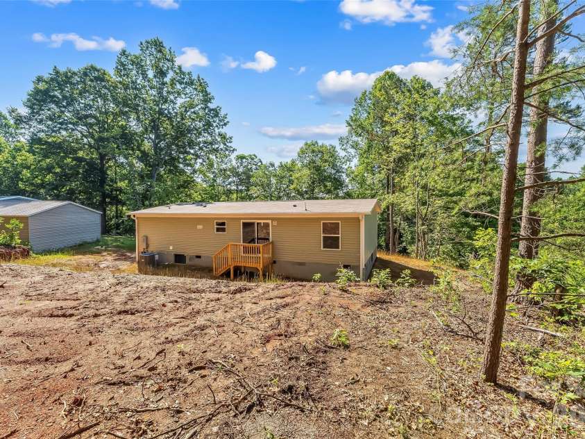 257 Brookwood Drive, Marion, NC 28752.  MLS# CAR4391967, YatesRealty ID 30134. 