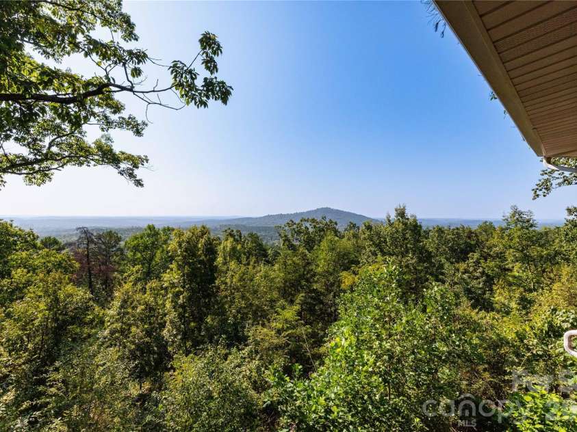 214 Deer Path, Union Mills, NC 28167.  MLS# CAR4390014, YatesRealty ID 30136. 