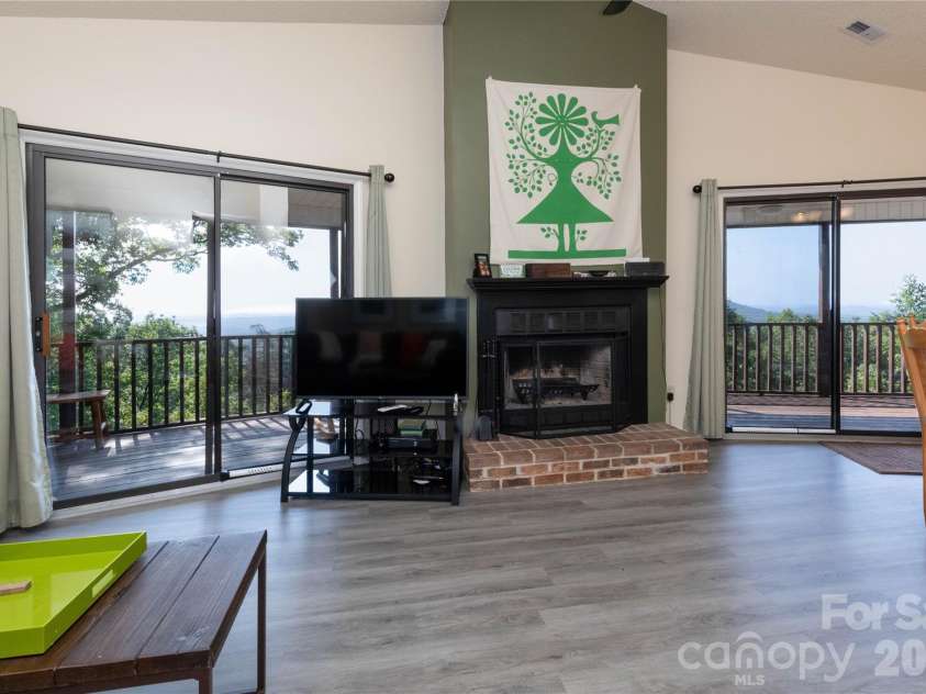 214 Deer Path, Union Mills, NC 28167.  MLS# CAR4390014, YatesRealty ID 30136. 