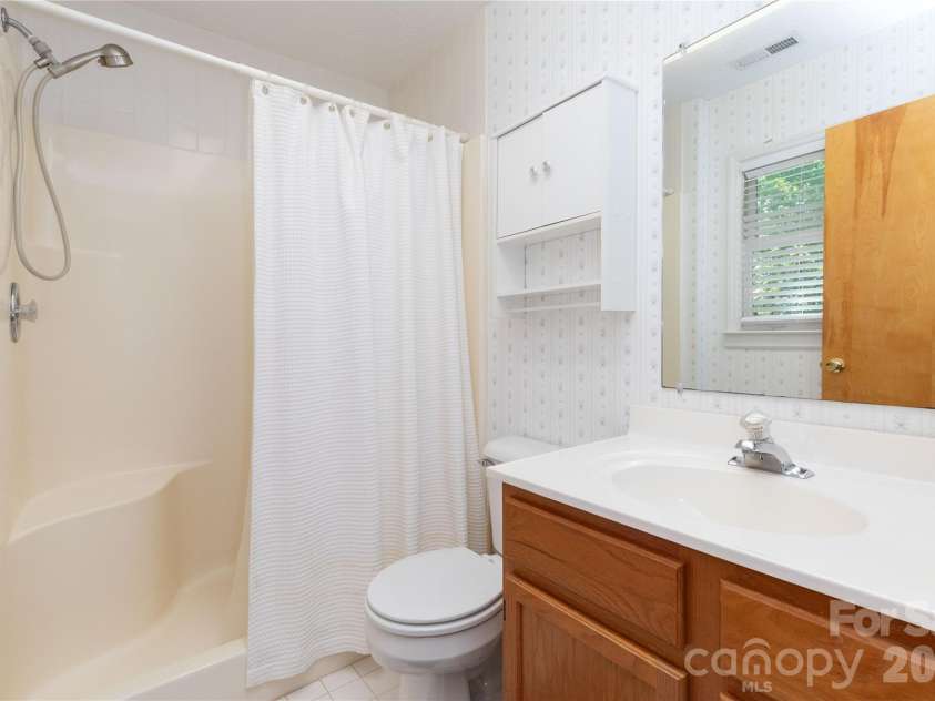 214 Deer Path, Union Mills, NC 28167.  MLS# CAR4390014, YatesRealty ID 30136. 