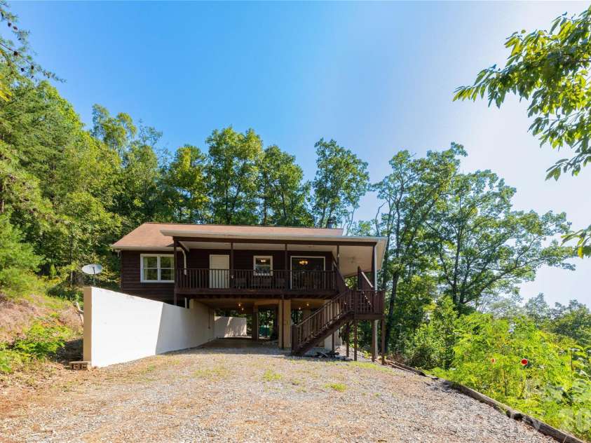 214 Deer Path, Union Mills, NC 28167.  MLS# CAR4390014, YatesRealty ID 30136. 