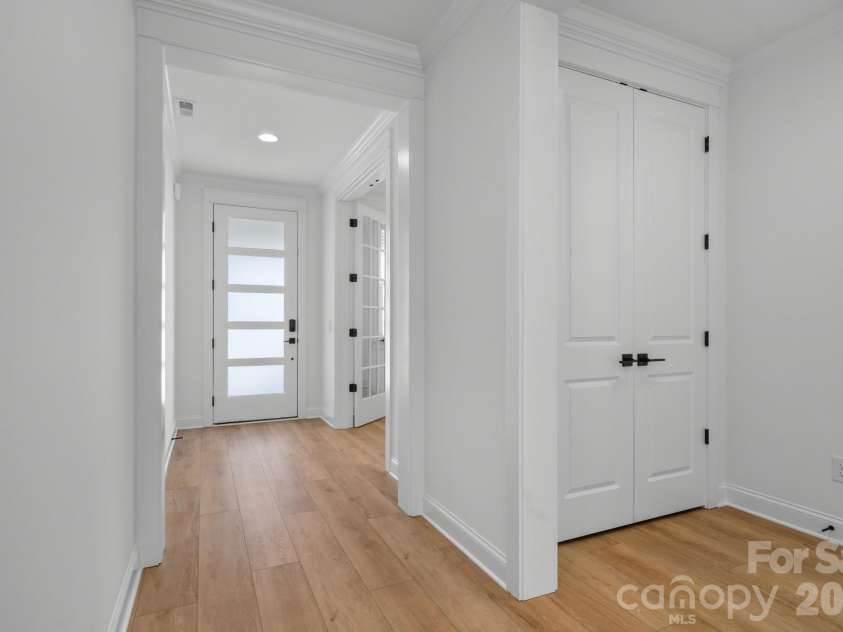 15005 Brownleigh Lane, Huntersville, NC 28078.  MLS# CAR4369626, YatesRealty ID 30137. 