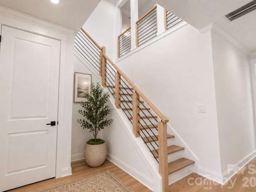 15005 Brownleigh Lane, Huntersville, NC 28078.  MLS# CAR4369626, YatesRealty ID 30137. 