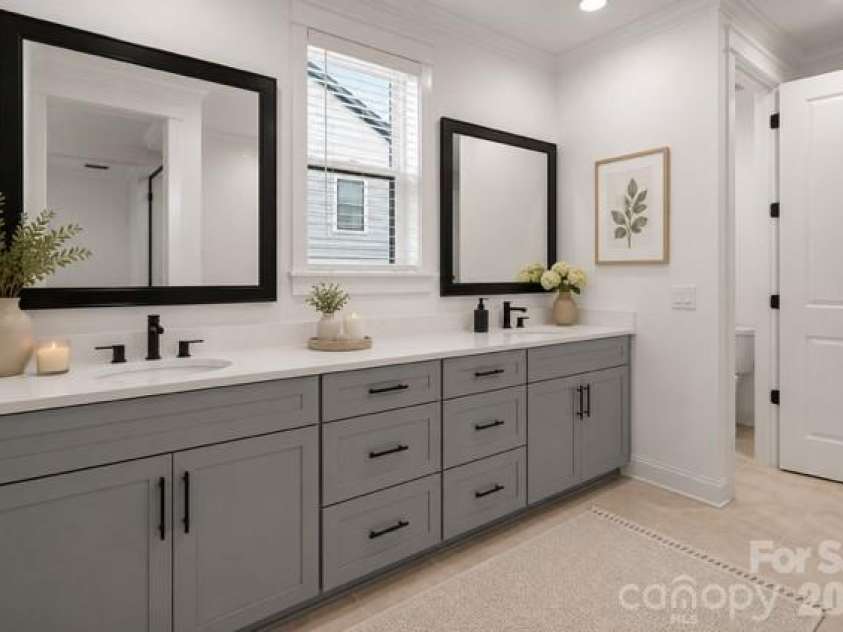 15005 Brownleigh Lane, Huntersville, NC 28078.  MLS# CAR4369626, YatesRealty ID 30137. Virtually Staged Primary Bathroom
