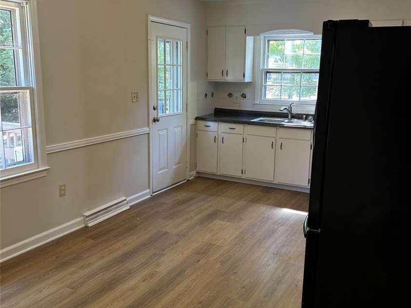 1601 Bonnie Lane, Charlotte, NC 28213.  MLS# CAR4284192, YatesRealty ID 30138. 