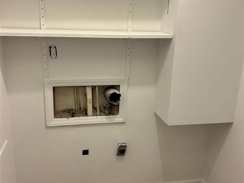 1601 Bonnie Lane, Charlotte, NC 28213.  MLS# CAR4284192, YatesRealty ID 30138. 