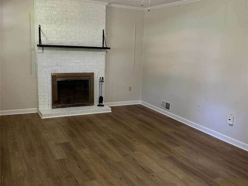 1601 Bonnie Lane, Charlotte, NC 28213.  MLS# CAR4284192, YatesRealty ID 30138. 