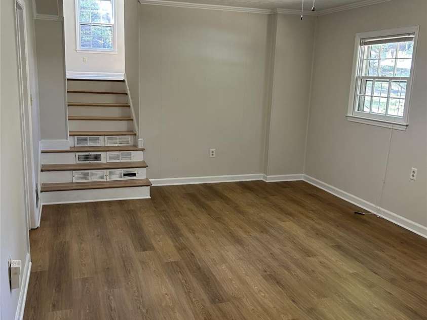 1601 Bonnie Lane, Charlotte, NC 28213.  MLS# CAR4284192, YatesRealty ID 30138. 