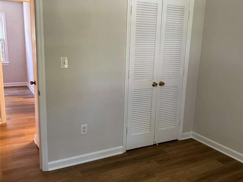 1601 Bonnie Lane, Charlotte, NC 28213.  MLS# CAR4284192, YatesRealty ID 30138. 