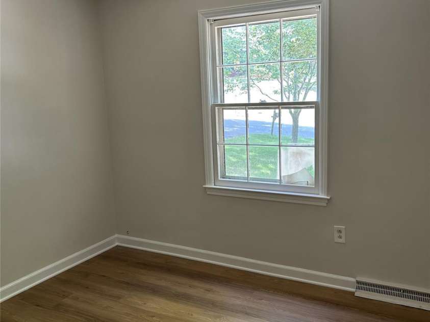 1601 Bonnie Lane, Charlotte, NC 28213.  MLS# CAR4284192, YatesRealty ID 30138. 