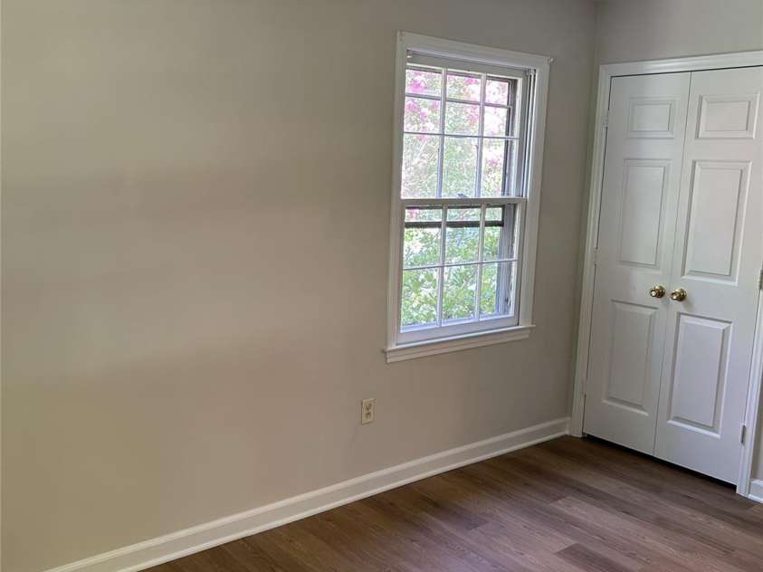 1601 Bonnie Lane, Charlotte, NC 28213.  MLS# CAR4284192, YatesRealty ID 30138. 