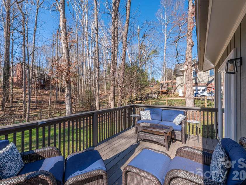 330 Woody Lane, Asheville, NC 28804.  MLS# CAR4354076, YatesRealty ID 30139. Back deck