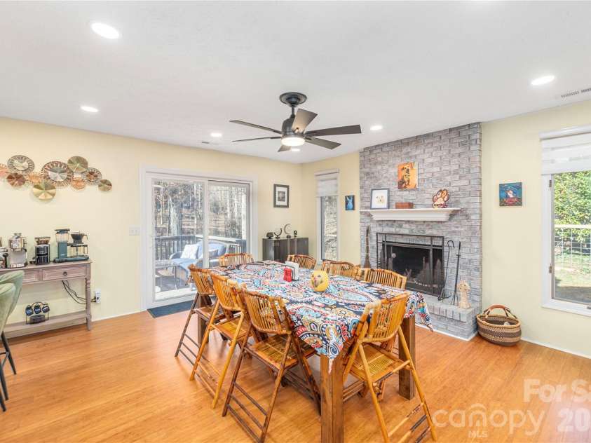330 Woody Lane, Asheville, NC 28804.  MLS# CAR4354076, YatesRealty ID 30139. Dinning, off kitchen.