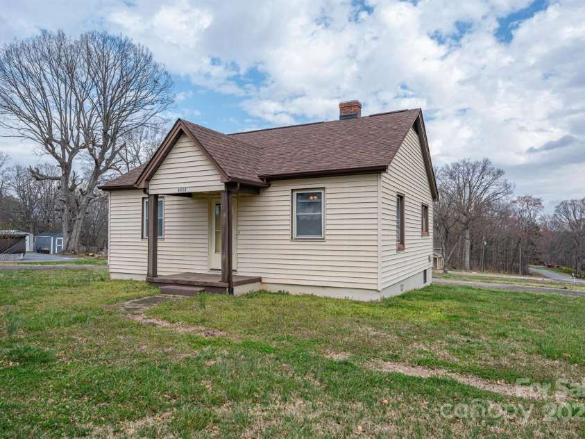 2915 Spencer Road, Conover, NC 28613.  MLS# CAR4237611, YatesRealty ID 3014. 