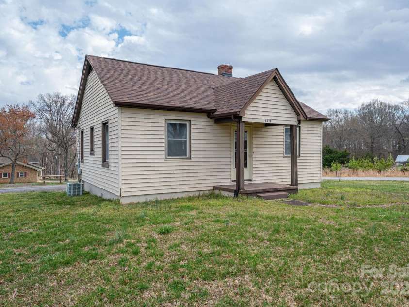 2915 Spencer Road, Conover, NC 28613.  MLS# CAR4237611, YatesRealty ID 3014. 