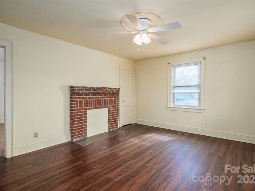 2915 Spencer Road, Conover, NC 28613.  MLS# CAR4237611, YatesRealty ID 3014. 