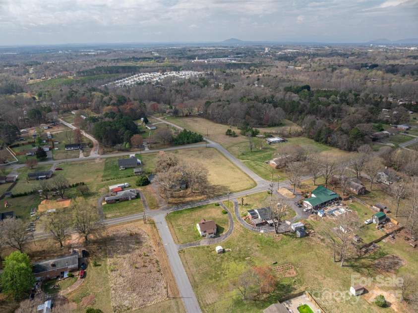 2915 Spencer Road, Conover, NC 28613.  MLS# CAR4237611, YatesRealty ID 3014. 