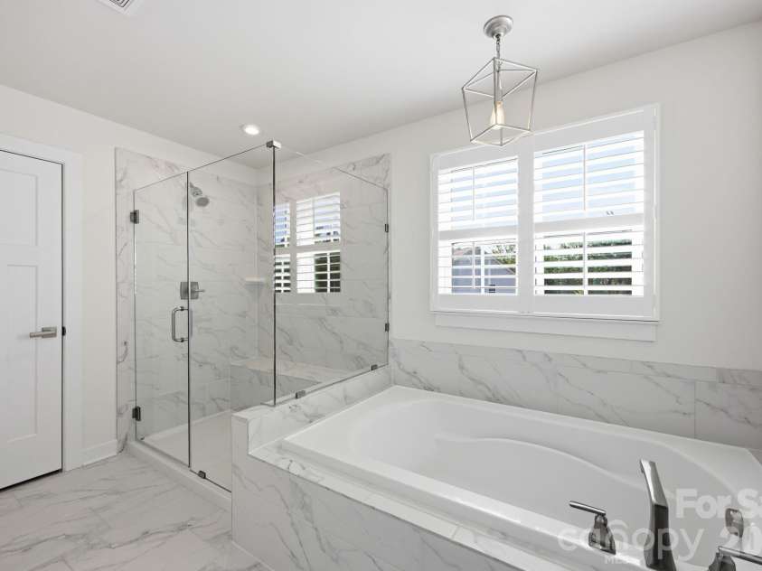 11006 Sound Road, Davidson, NC 28036.  MLS# CAR4389084, YatesRealty ID 30140. 
