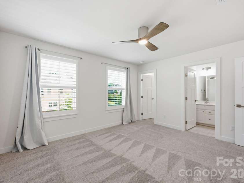 11006 Sound Road, Davidson, NC 28036.  MLS# CAR4389084, YatesRealty ID 30140. 