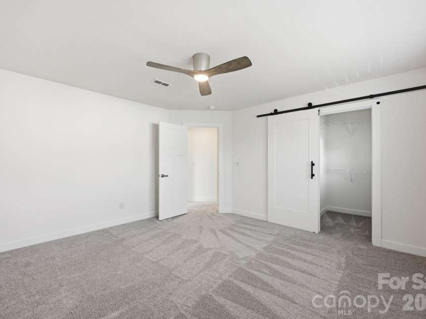 11006 Sound Road, Davidson, NC 28036.  MLS# CAR4389084, YatesRealty ID 30140. 
